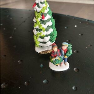 Department 56 Heritage Village Collection - “The Holly & The Ivy”